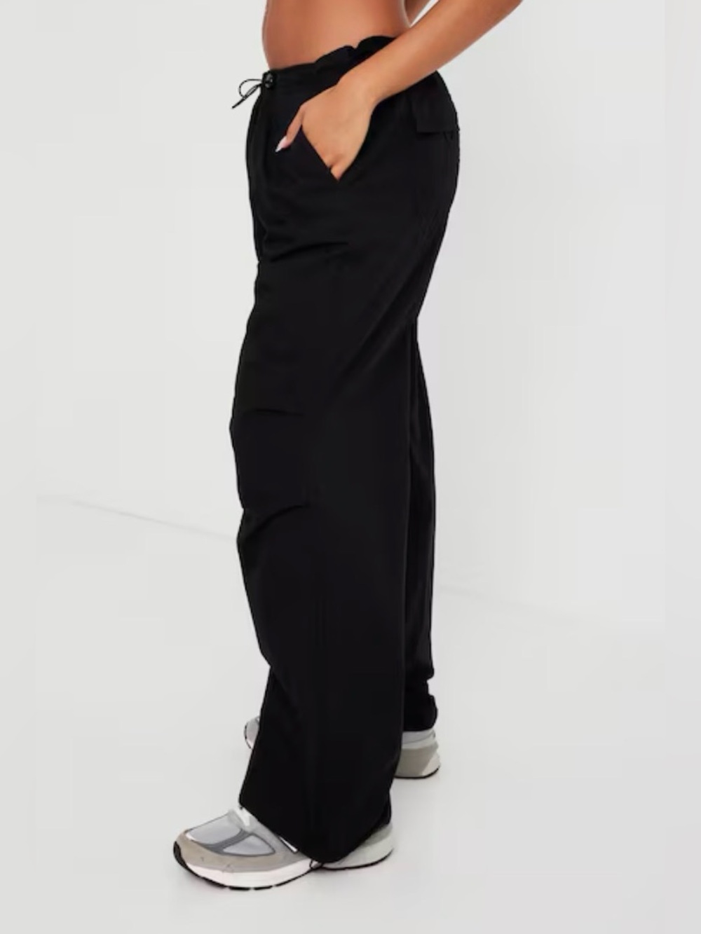 Garage Black Paxton Wide Leg Parachute Pant 32” Small Medium Adjustable Cinch